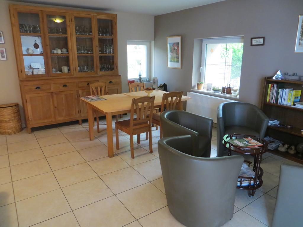 De Aventurijn Bed & Breakfast รีมส์ท ภายนอก รูปภาพ